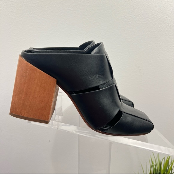 Donald Pliner Lilia Mule Black Leather with Wooden Block Heel Size 7 - Picture 4 of 13